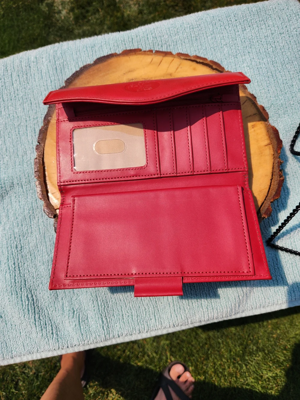 Buxton Heiress Organizer Clutch in red